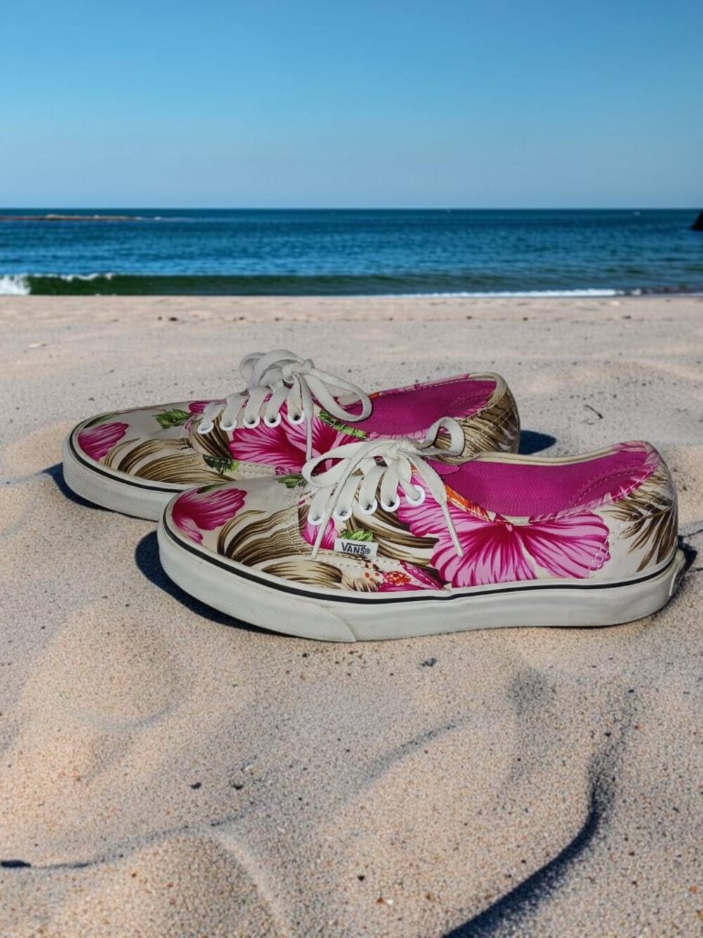 Vans Authentic Hawaiian Floral Print Sneakers Women's Size 8  Men's 6.5